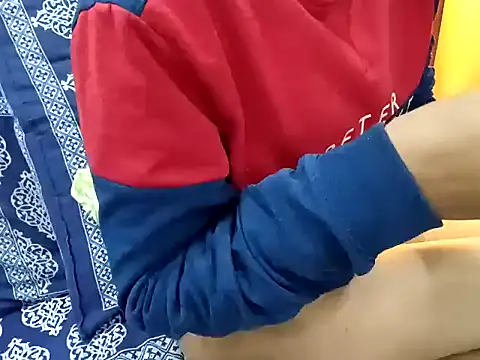 Snapshot of GoldnessAishu chatting on 12.06.24 GoldnessAishu online show from 12.06.24