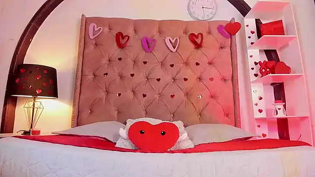 LadyAvalon online show from 02.09.25