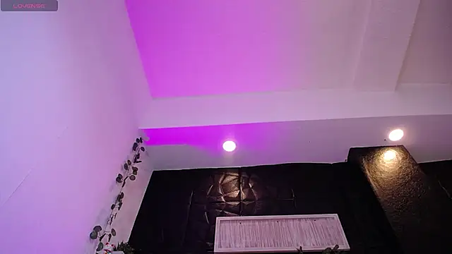 Mia Rinn online show from 02.12.25