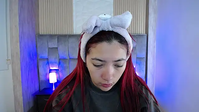 Mia Rinn online show from 09.13.25