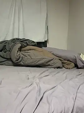 Snapshot of treatbobnicer chatting on 11.14.25 treatbobnicer online show from 11.14.25