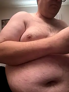 Snapshot of treatbobnicer chatting on 12.04.25 treatbobnicer online show from 12.04.25