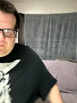 Snapshot of treatbobnicer chatting on 01.13.26 treatbobnicer online show from 01.13.26