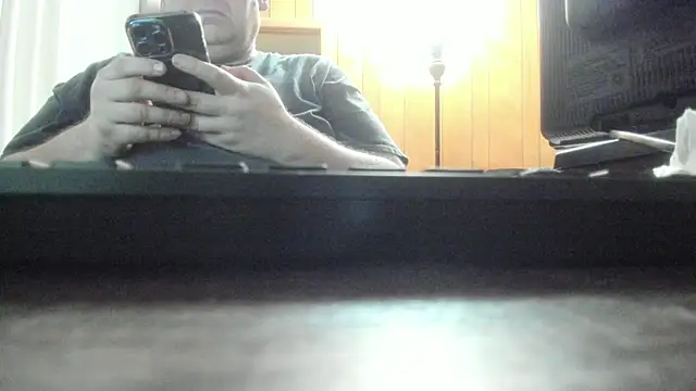 treatbobnicer online show from 02.19.26