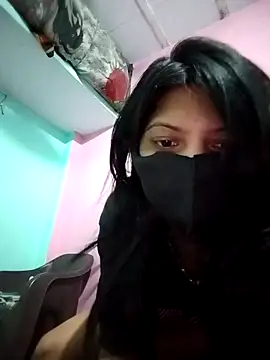 Hotty-Divya online show from 05.05.26
