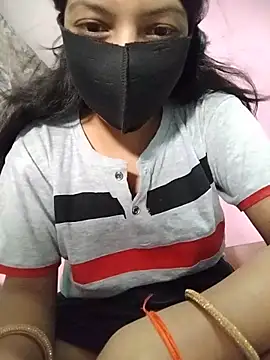 Hotty-Divya online show from 06.16.26