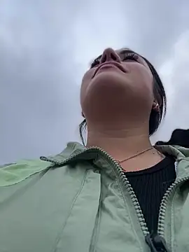 Lesly 10- online show from 02.15.26