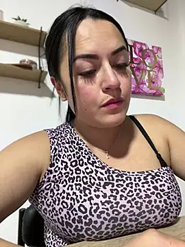 Lesly 10- online show from 08.06.26