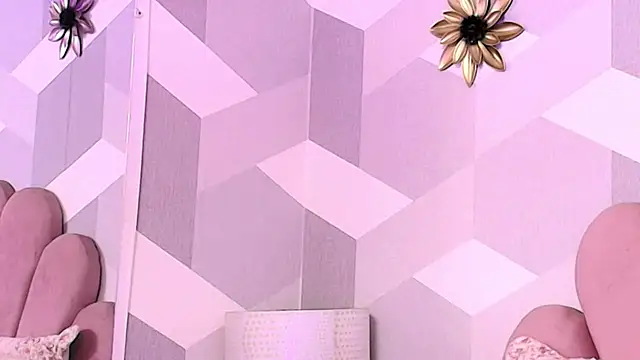 KylieMonnett online show from 02.28.26