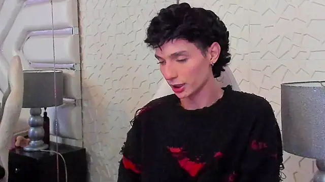 KylieMonnett online show from 08.02.26