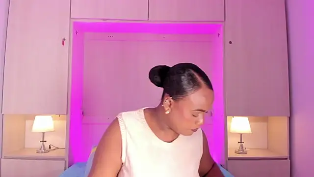 EmilyyStuart online show from 03.07.26