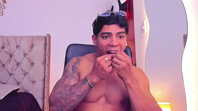 Andrew wolf7 online show from 02.03.26