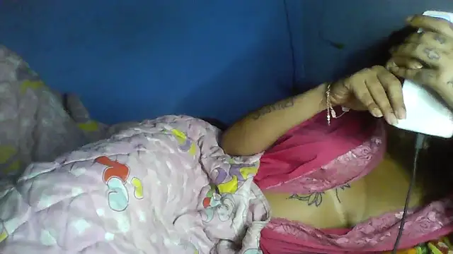 Snapshot of thasmyni chatting on 09.19.25 thasmyni online show from 09.19.25