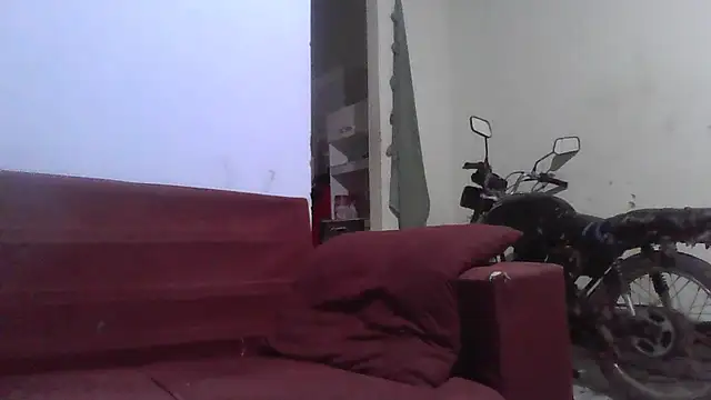 Snapshot of thasmyni chatting on 09.20.25 thasmyni online show from 09.20.25