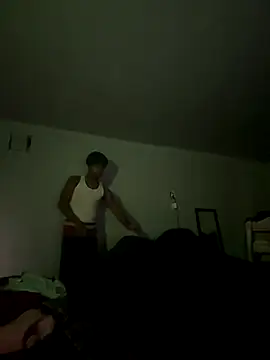 Snapshot of SluttyLyfe4L chatting on 12.19.25 SluttyLyfe4L online show from 12.19.25