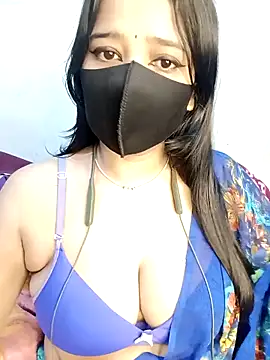 Snapshot of Sony-Model chatting on 02.07.26 Sony-Model online show from 02.07.26