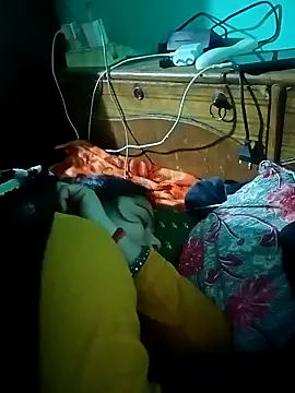 Lustyful Couple online show from 01.04.25