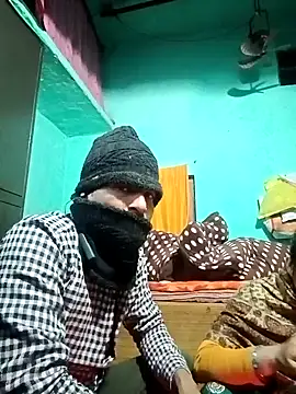 Lustyful Couple online show from 01.07.25