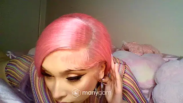 Snapshot of bambibarbi chatting on 06.17.26 bambibarbi online show from 06.17.26
