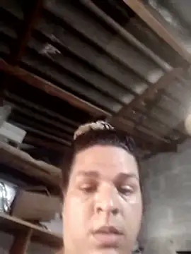 Snapshot of eloisaath chatting on 12.05.25 eloisaath online show from 12.05.25