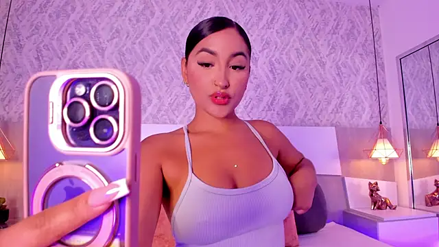 Snapshot of AishaPeyton chatting on 09.15.25 AishaPeyton online show from 09.15.25