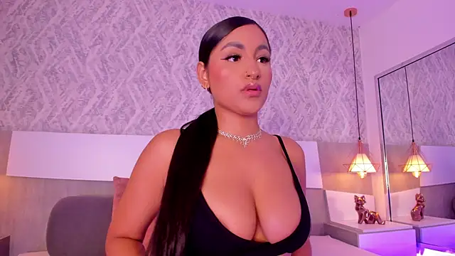 Snapshot of AishaPeyton chatting on 11.22.25 AishaPeyton online show from 11.22.25