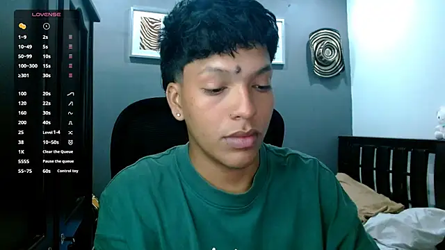 Snapshot of Xander_bonnet1 chatting on 01.16.25 Xander bonnet1 online show from 01.16.25