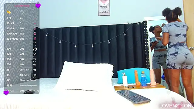 petitelittleebony online show from 03.13.25