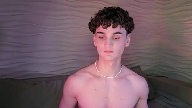 adam 21cm   online show from 02.02.25