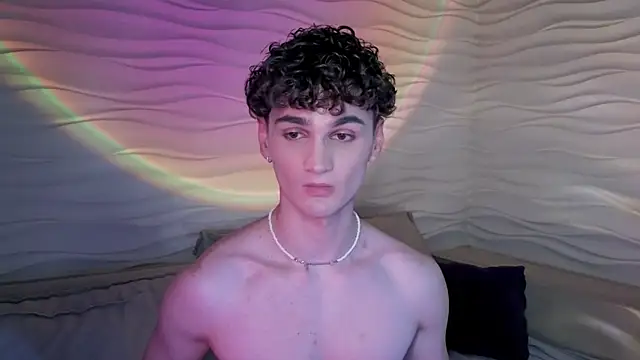 adam 21cm   online show from 02.09.25