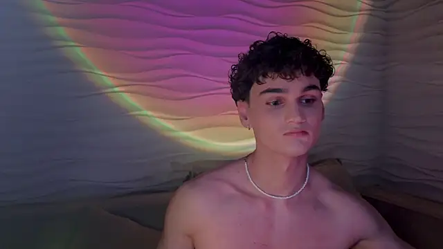 adam 21cm   online show from 02.20.25