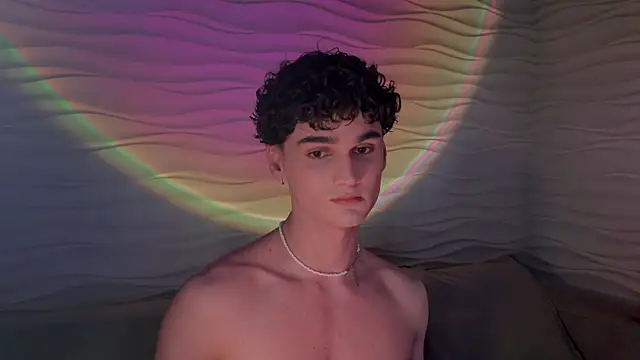 adam 21cm   online show from 02.23.25