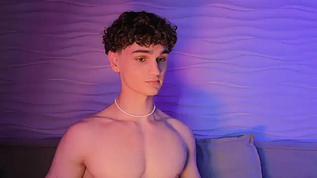 adam 21cm   online show from 10.04.25