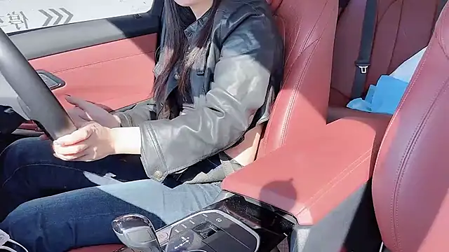 Snapshot of newwell chatting on 01.11.26 newwell online show from 01.11.26