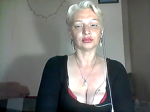 Snapshot of MaryJane441 chatting on 06.03.26 MaryJane441 online show from 06.03.26