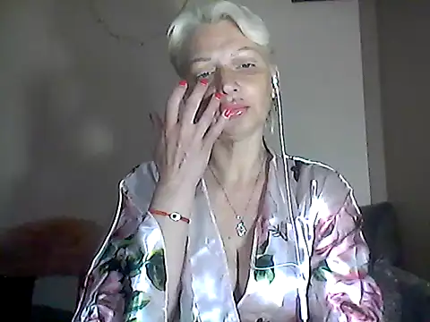 Snapshot of MaryJane441 chatting on 06.04.26 MaryJane441 online show from 06.04.26