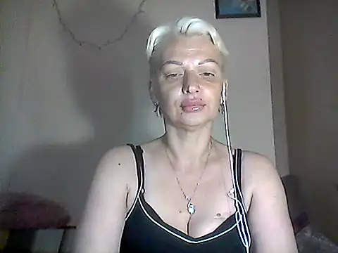 Snapshot of MaryJane441 chatting on 06.14.26 MaryJane441 online show from 06.14.26