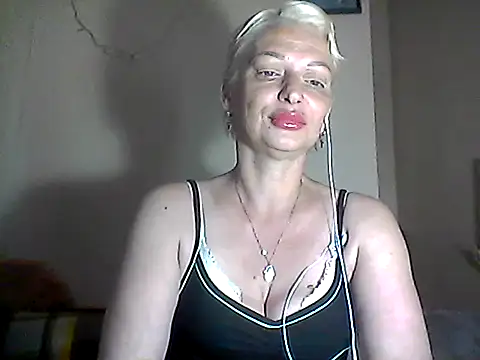 Snapshot of MaryJane441 chatting on 06.22.26 MaryJane441 online show from 06.22.26