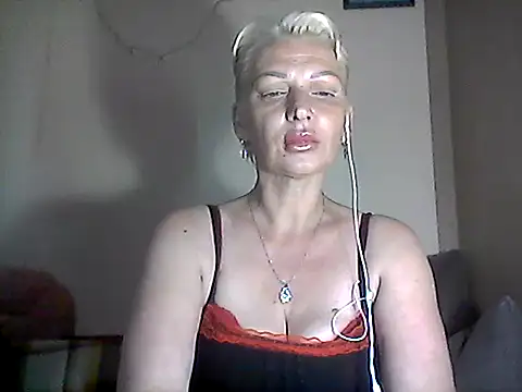 Snapshot of MaryJane441 chatting on 06.27.26 MaryJane441 online show from 06.27.26