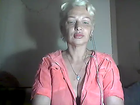 Snapshot of MaryJane441 chatting on 07.04.26 MaryJane441 online show from 07.04.26