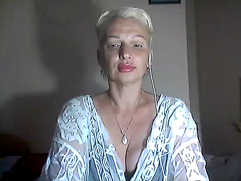 Snapshot of MaryJane441 chatting on 07.17.26 MaryJane441 online show from 07.17.26