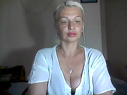 Snapshot of MaryJane441 chatting on 07.22.26 MaryJane441 online show from 07.22.26