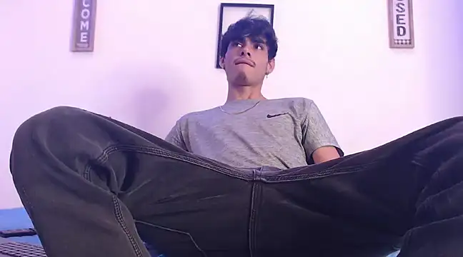 harrytomson 1 online show from 03.10.25