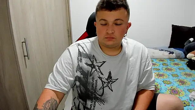 Snapshot of AndresChuboi chatting on 07.05.26 AndresChuboi online show from 07.05.26