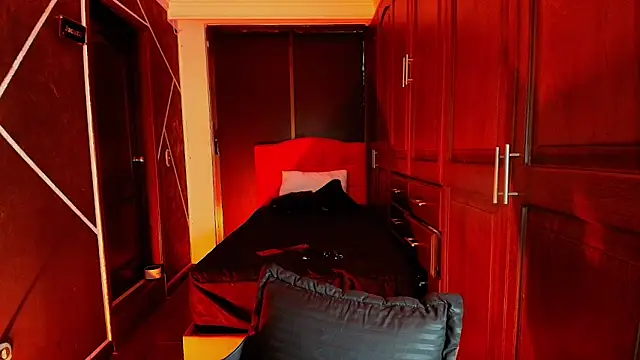 SexyNaf online show from 02.24.25