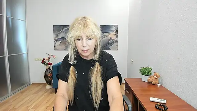 Anna Diax online show from 07.24.26