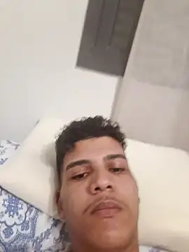 Snapshot of juan0Jpg chatting on 10.19.25 juan0Jpg online show from 10.19.25