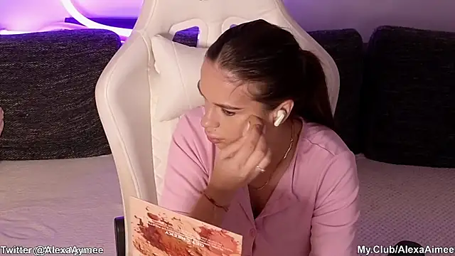 AlexaAimee online show from 03.07.26