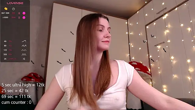 Snapshot of your_jane chatting on 11.08.25 your jane online show from 11.08.25