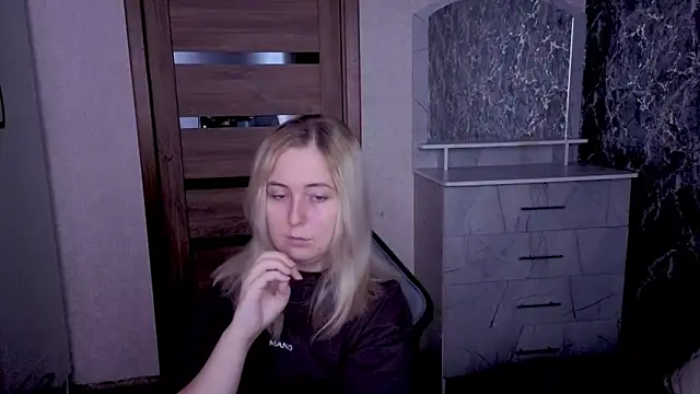 Kristy-Max online show from 05.25.26